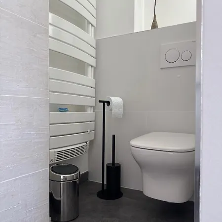 Renovated Luxury Cocoon Place Masséna Niza