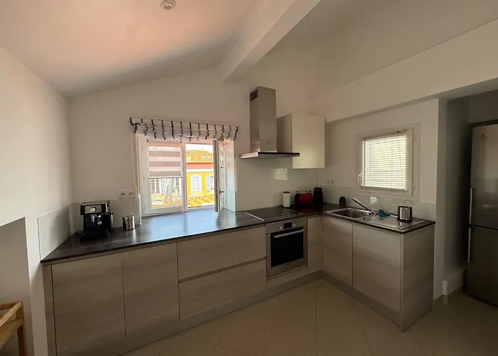 Renovated Luxury Cocoon Place Massena *
