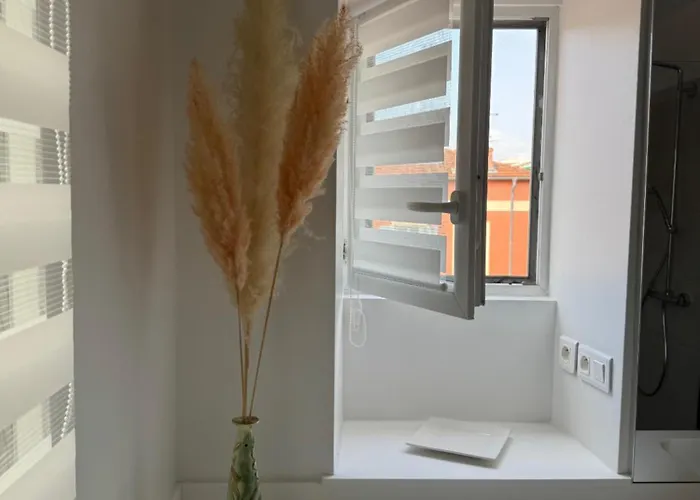 Renovated Luxury Cocoon Place Masséna Appartement *